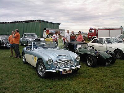 Oldtimerfreunde Zülpich: August 2008 / Oldtimerausstellung auf dem Flugplatz bei Groß Vernich