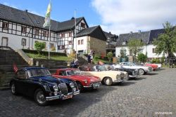 Oldtimerfreunde Zülpich - Saisonabschluss 2013 - Gruppenfoto in Blankenheim